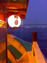 屋形船からみるレインボーブリッジ